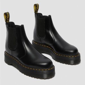 2976 SMOOTH LEATHER PLATFORM CHELSEA BOOTS